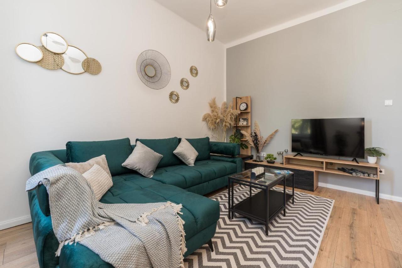 Apartament Maraska Lux *